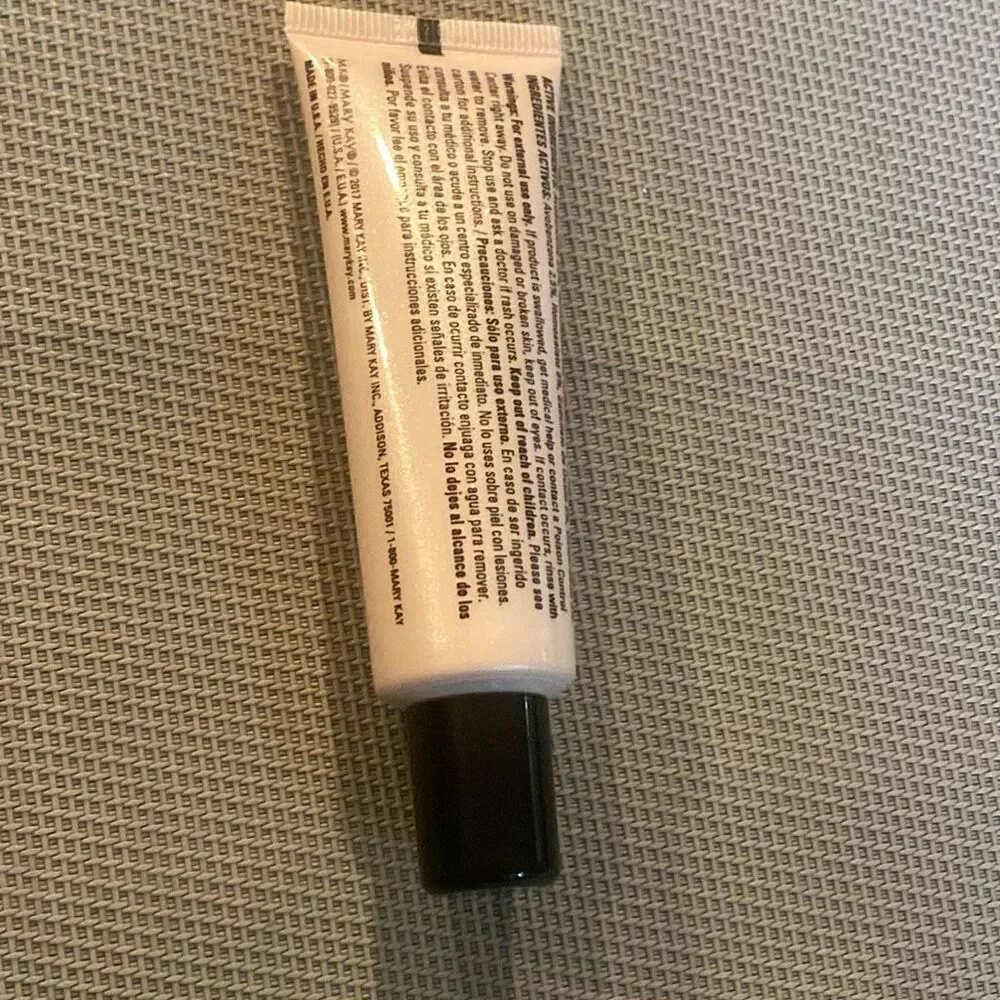 Mary kay foundation Primer Sunscreen Broad Spectrum Spf 15